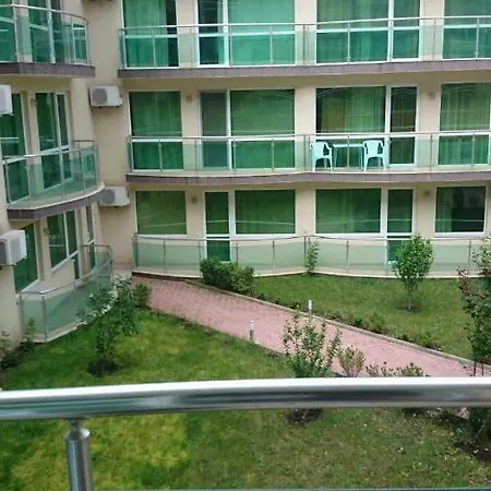 Plaza 1 Floor 아파트 *
